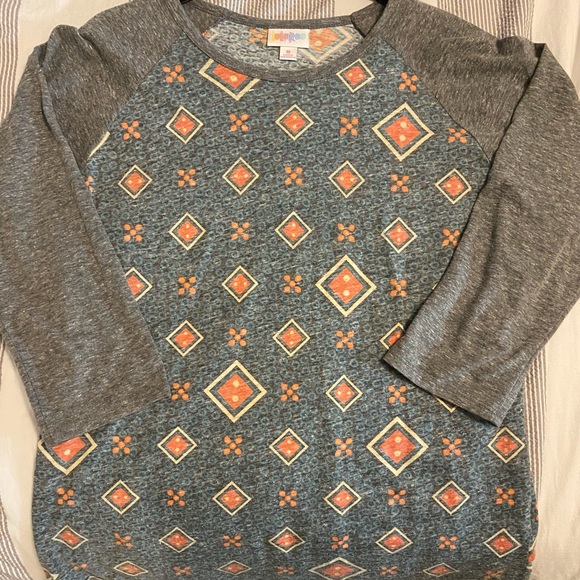 LuLaRoe | Tops | Lularoe Randy Tee | Poshmark